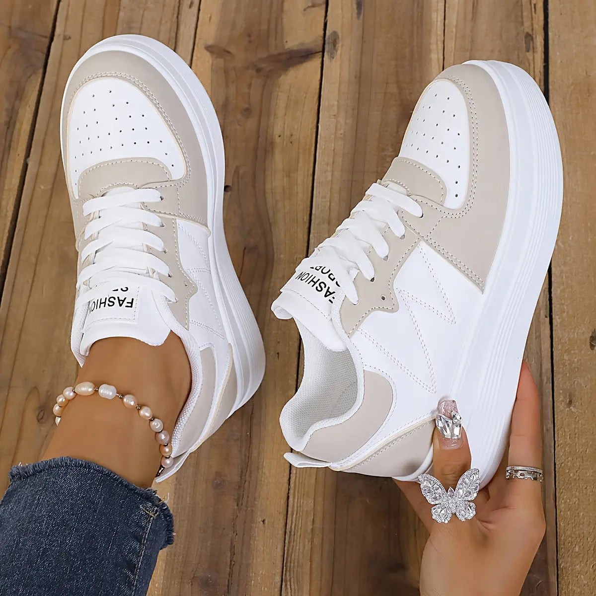 Stylish ComfortFit Platform Sneakers - Fashion Sneakers with Breathable Low Top Design, Casual Lace Up Closure, and Soft Cushioning for Outdoor Activities - Perfect for Daily Wear Bella's store